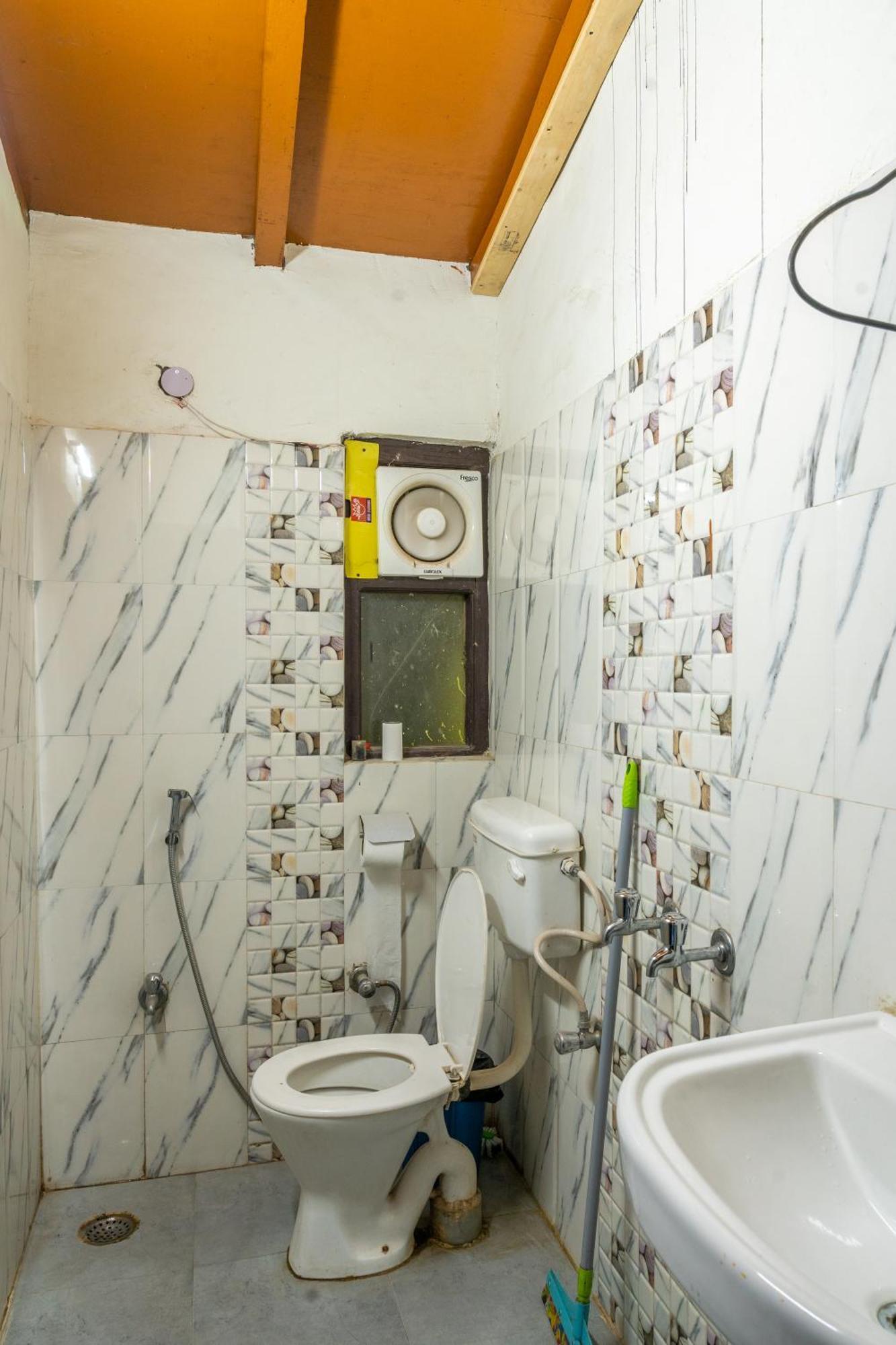 Lushtree Backpackers - Hostel & Cafe Mukteshwar Szoba fotó