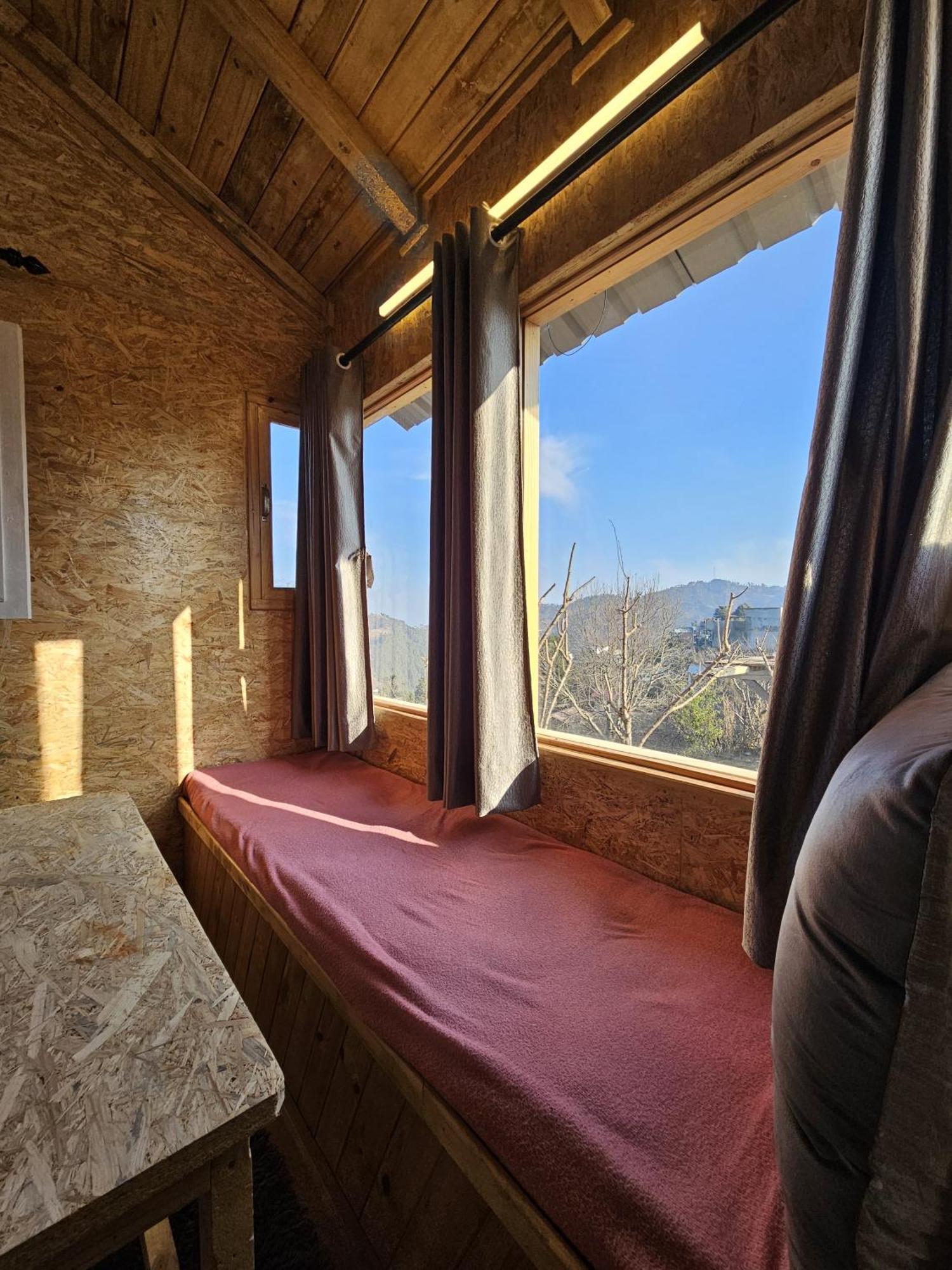 Lushtree Backpackers - Hostel & Cafe Mukteshwar Kültér fotó